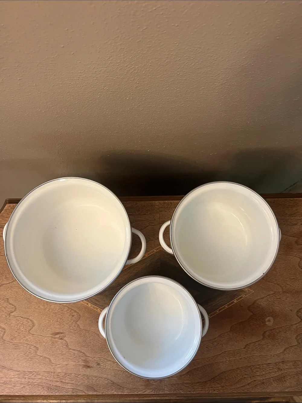 Set of three Vintage floral mini stockpots with lids